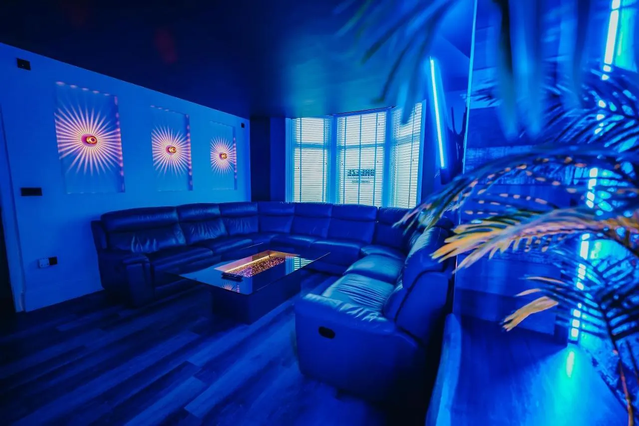 Breeze Blackpool Luxury Suites Apartment